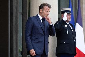 Emmanuel Macron meets with Armenia Prime Minister - Paris