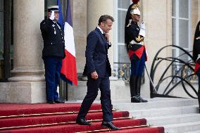 Emmanuel Macron meets with Armenia Prime Minister - Paris