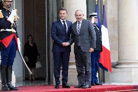 Emmanuel Macron meets with Armenia Prime Minister - Paris