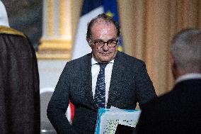 Signing of a bilateral agreement with Kuwait at the Elysee - Paris