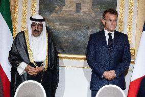 Signing of a bilateral agreement with Kuwait at the Elysee - Paris