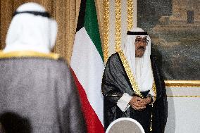 Signing of a bilateral agreement with Kuwait at the Elysee - Paris