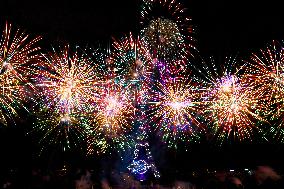 Bastille Day fireworks in Paris FA