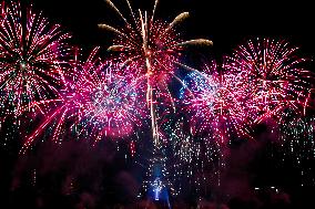 Bastille Day fireworks in Paris FA