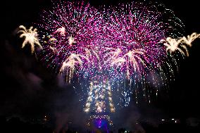 Bastille Day fireworks in Paris FA