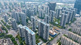 China Real Estate Development Investment Declines in H1 2025