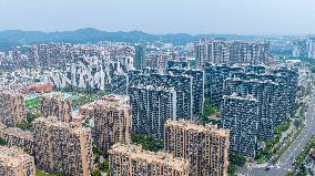 China Real Estate Development Investment Declines in H1 2025