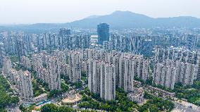 China Real Estate Development Investment Declines in H1 2025