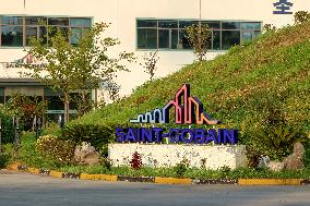 Saint-Gobain