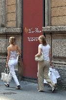 Louis Vuitton Acquires Loro Piana - Milano