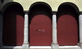 Louis Vuitton Acquires Loro Piana - Milano