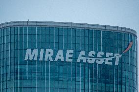 Mirae Asset Building