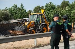 Eviction of Can Rova 2 in Santa Eularia - Ibiza