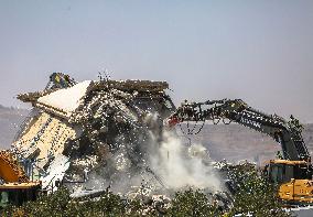 Israeli Army Destroys Palestinain House - West Bank