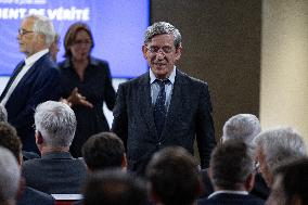 Francois Bayrou unveil the main guidelines of France 2026 budget - Paris