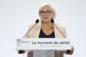 Francois Bayrou unveil the main guidelines of France 2026 budget - Paris