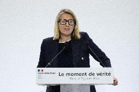 Francois Bayrou unveil the main guidelines of France 2026 budget - Paris