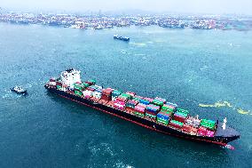 China Qingdao Container Trade