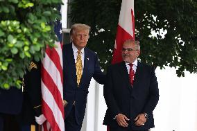Trump Welcomes Crown Prince Salman of Bahrain