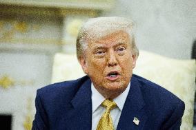 Trump Meets Crown Prince Salman of Bahrain