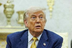 Trump Meets Crown Prince Salman of Bahrain