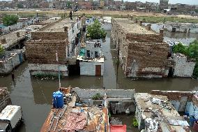 Monsoon Rains Cause Flooding in Hyderabad - Pakistan