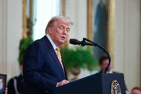 Trump Signs Bill Strengthening Prison Sentences for Fentanyl Traffickers