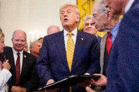 Trump Signs Bill Strengthening Prison Sentences for Fentanyl Traffickers