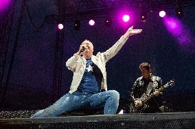 Music Concert - Simple Minds