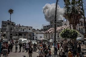 Israel Targets House in Gaza - Gaza City