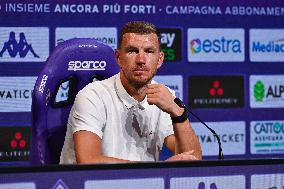 CALCIO - Serie A - Presentation of ACF Fiorentina's new player Edin Dzeko