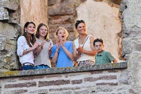 LALEH BORGHOLM ROYALS