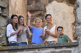 LALEH BORGHOLM ROYALS