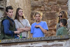 LALEH BORGHOLM ROYALS
