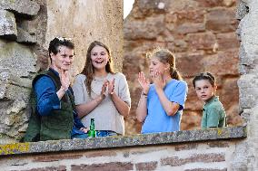 LALEH BORGHOLM ROYALS