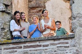LALEH BORGHOLM ROYALS