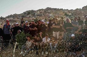 Israeli Druze Cross into Syria After Reported Massacre - Israel