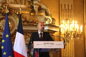 Wadephul and Barrot Hold Joint Press Conference - Paris