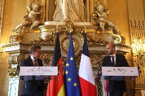 Wadephul and Barrot Hold Joint Press Conference - Paris