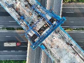 High-Speed Rail Bridge Middle Span Closed in Hebei - China