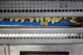 Annie Genevard Visits Panzani Plant - France