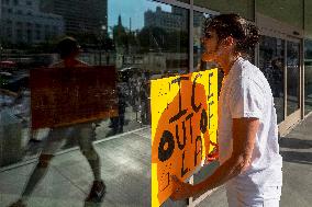 Anti-Ice Demonstration in Los Angeles - LA
