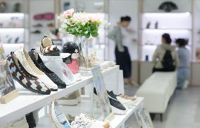 Huading Shoes Export