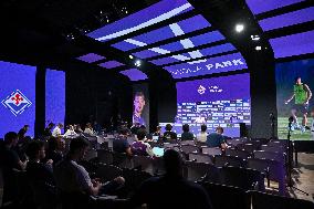 CALCIO - Serie A - Presentation of ACF Fiorentina's new player Edin Dzeko