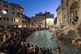 Trevi Fountain In Summer - Rome
