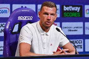 CALCIO - Serie A - Presentation of ACF Fiorentina's new player Edin Dzeko