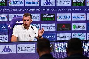 CALCIO - Serie A - Presentation of ACF Fiorentina's new player Edin Dzeko