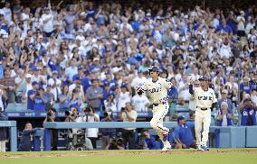 Baseball: Brewers vs. Dodgers