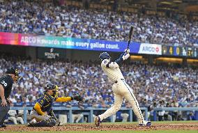 Baseball: Brewers vs. Dodgers