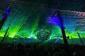 World Record Largest Laser Show During Verknipt Arena - Amsterdam